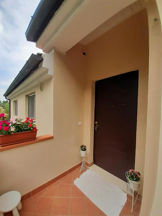 Casale Angela Apartment Torrevecchia Teatina Екстериор снимка
