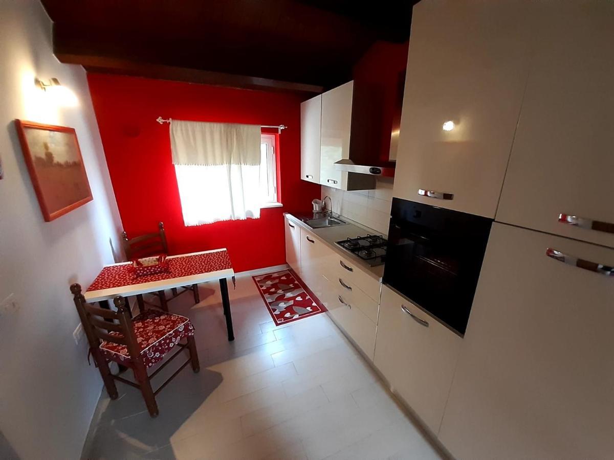 Casale Angela Apartment Torrevecchia Teatina Екстериор снимка