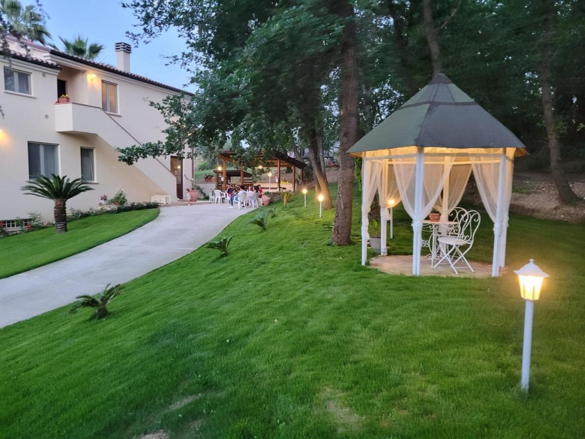 Casale Angela Apartment Torrevecchia Teatina Екстериор снимка